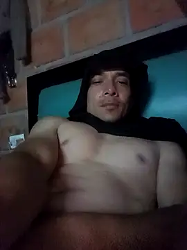Mycansonhot online show from May 5, 2026, 5:04 am