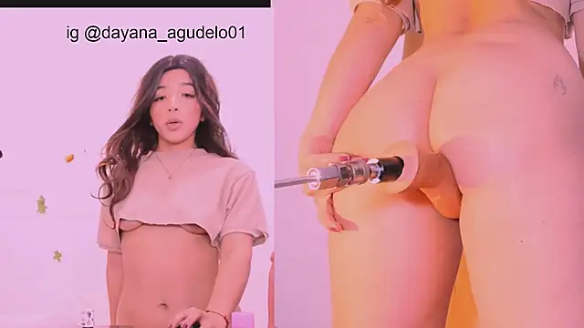 Snapshot of Karol_Rossee chatting on March 17, 2026, 7:06 pm Karol Rossee online show from March 17, 2026, 7:06 pm