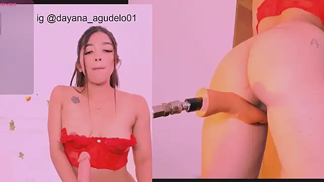 Snapshot of Karol_Rossee chatting on March 25, 2026, 7:09 pm Karol Rossee online show from March 25, 2026, 7:09 pm