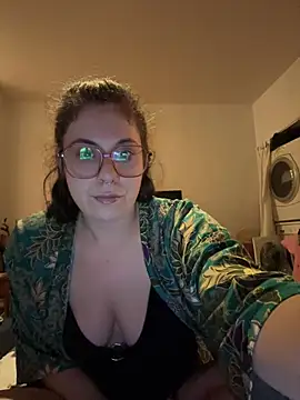 Rosiee69  online show from March 17, 2025, 10:27 am