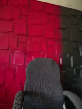 Emily-teen online show from January 17, 2026, 7:28 pm