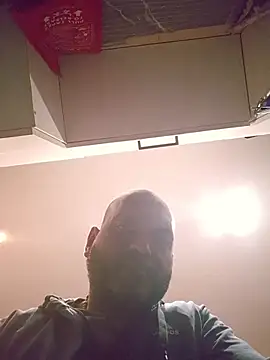 Snapshot of Mrnutella chatting on November 3, 2025, 3:08 am Mrnutella online show from November 3, 2025, 3:08 am