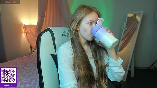 Snapshot of boozekirs_ chatting on September 22, 2025, 2:13 am boozekirs  online show from September 22, 2025, 2:13 am