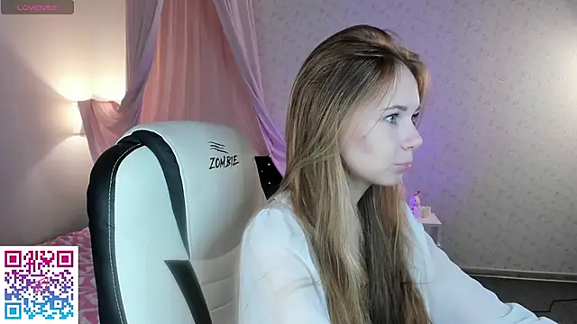 Snapshot of boozekirs_ chatting on October 3, 2025, 2:41 am boozekirs  online show from October 3, 2025, 2:41 am