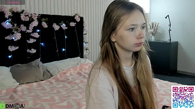 Snapshot of boozekirs_ chatting on October 8, 2025, 3:15 am boozekirs  online show from October 8, 2025, 3:15 am