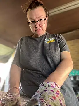 HTXBELLE online show from March 14, 2026, 10:48 pm