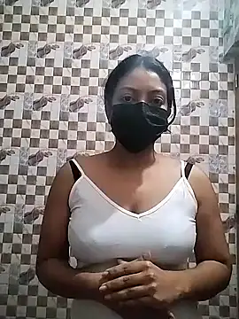 cuteangel9999 online show from February 20, 2025, 8:36 pm