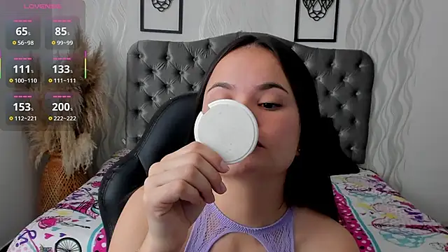 Snapshot of Kath_latorre chatting on September 27, 2025, 12:54 pm Kath latorre online show from September 27, 2025, 12:54 pm