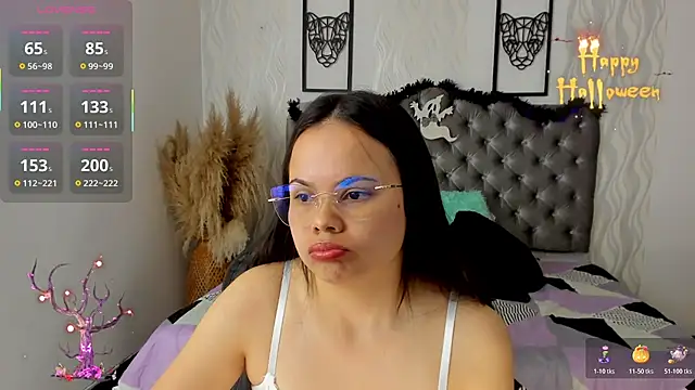 Snapshot of Kath_latorre chatting on October 28, 2025, 1:03 pm Kath latorre online show from October 28, 2025, 1:03 pm