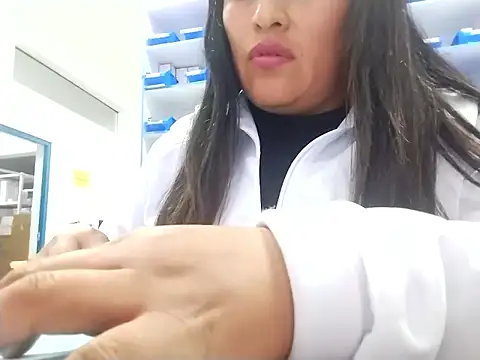 Lobitasexiii online show from October 11, 2025, 4:44 am