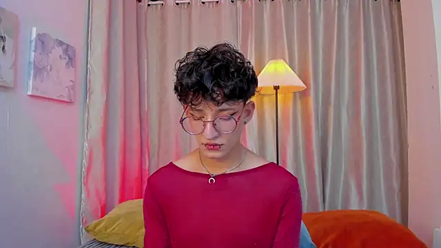 Snapshot of iiangel_ chatting on February 21, 2026, 3:29 am iiangel online show from February 21, 2026, 3:29 am