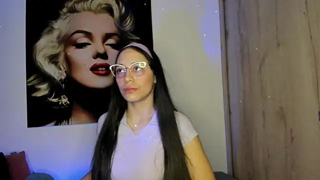 TANIA 06 online show from October 30, 2025, 1:23 pm