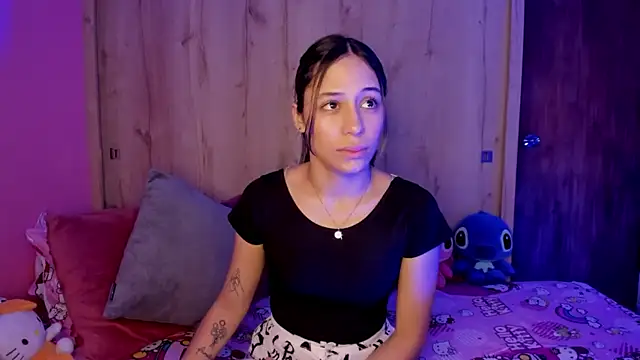 TANIA 06 online show from June 4, 2026, 1:06 pm
