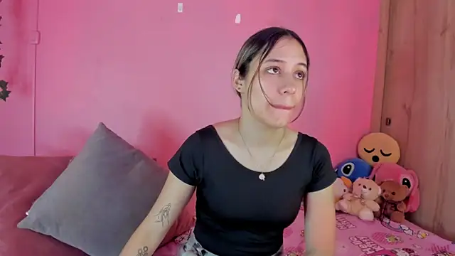Snapshot of TANIA_06 chatting on June 26, 2026, 1:15 pm TANIA 06 online show from June 26, 2026, 1:15 pm