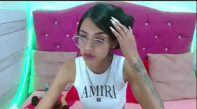 Karla SlutSkinny online show from March 9, 2025, 9:46 am