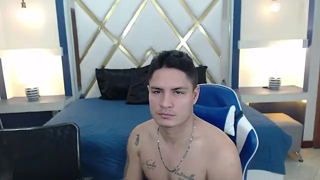 SaraClub JY online show from December 18, 2025, 12:27 am