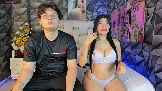 Snapshot of brihana_king chatting on October 3, 2025, 8:33 am brihana king online show from October 3, 2025, 8:33 am