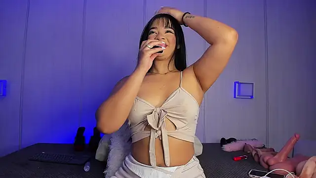 sasha riverss online show from April 28, 2026, 7:30 pm
