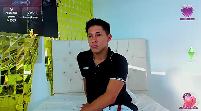 Angel Medina online show from February 28, 2025, 12:42 pm