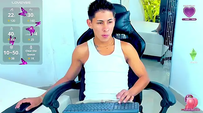 Angel Medina online show from March 2, 2025, 12:01 pm