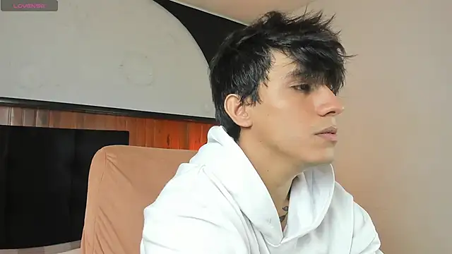 Allex Cano online show from February 18, 2026, 9:11 pm