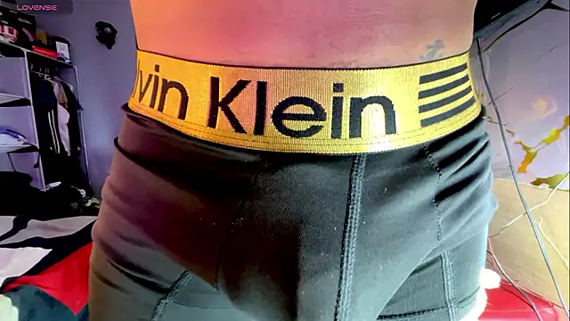 jeffvalemtino online show from February 10, 2026, 11:42 pm