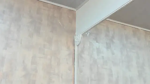 NahomyCarther online show from February 1, 2026, 4:11 am