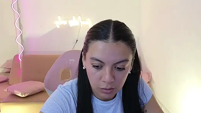 Coraline tay online show from February 27, 2025, 3:47 am
