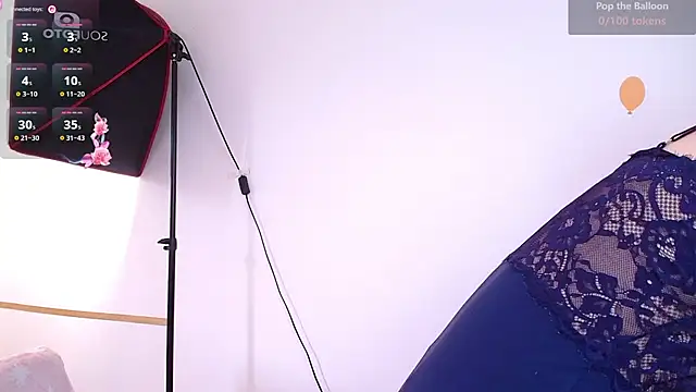 Elise Nyx online show from August 4, 2026, 3:36 pm