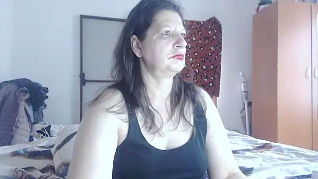 Snapshot of ExtasyMature chatting on April 29, 2026, 5:22 am ExtasyMature online show from April 29, 2026, 5:22 am