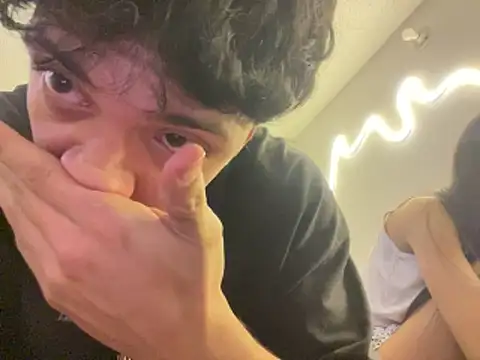 Snapshot of DesireLuxe chatting on March 28, 2026, 7:30 am DesireLuxe online show from March 28, 2026, 7:30 am