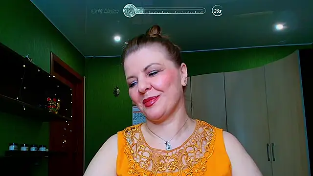 Snapshot of VeronikawGold chatting on June 15, 2026, 8:00 pm VeronikawGold online show from June 15, 2026, 8:00 pm