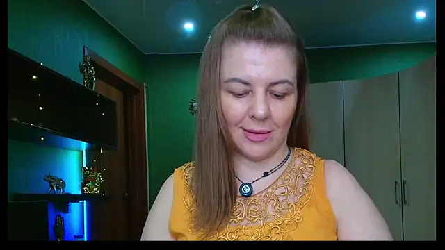 VeronikawGold online show from July 4, 2026, 6:47 pm