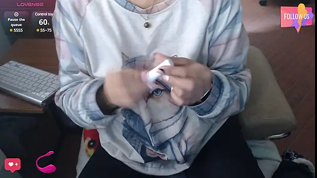 Snapshot of Sexyqueen_mature_ chatting on March 8, 2025, 12:52 pm Sexyqueen mature  online show from March 8, 2025, 12:52 pm