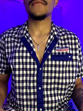 eross chipre  online show from November 9, 2025, 10:30 pm