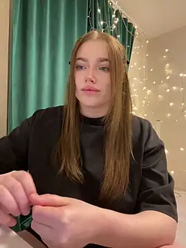 Milana mil online show from February 20, 2025, 8:36 pm