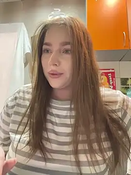 Milana mil online show from March 14, 2025, 5:57 pm