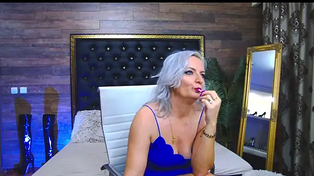 LadyTouch online show from February 8, 2025, 11:45 pm