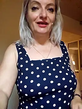 LadyTouch online show from April 28, 2026, 2:27 am