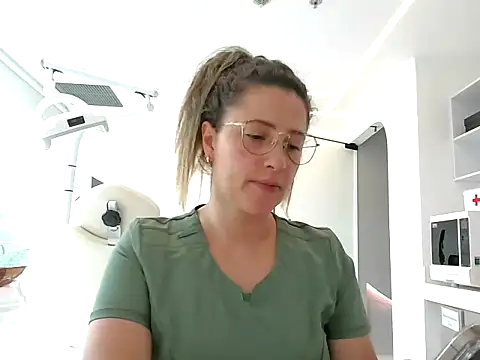 Shiarami online show from February 6, 2026, 3:04 pm