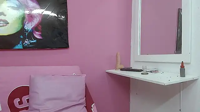melyzza-queen online show from February 24, 2025, 6:26 pm