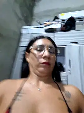 Snapshot of hot_veteran01 chatting on July 18, 2026, 12:04 am hot veteran01 online show from July 18, 2026, 12:04 am