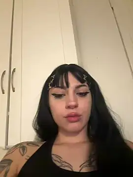 marianita p  online show from February 24, 2025, 6:16 am