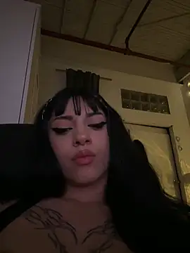 marianita p  online show from February 25, 2025, 8:14 am