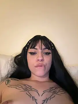 marianita p  online show from March 6, 2025, 5:35 am