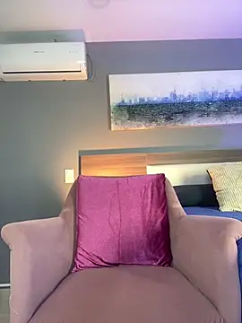 Ashly hills online show from March 25, 2026, 3:45 am