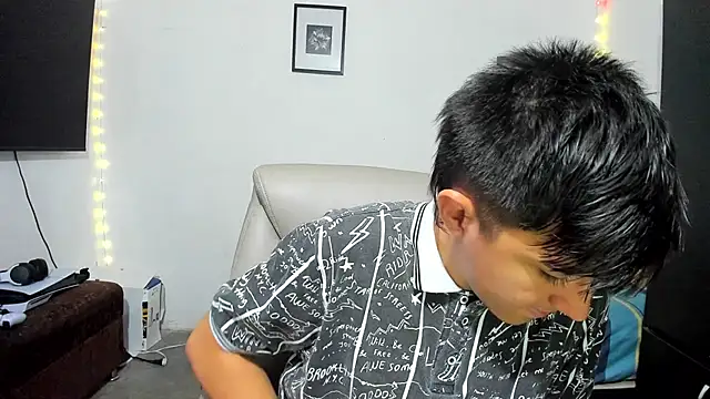 babymaik online show from October 13, 2025, 5:46 pm