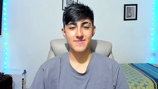 babymaik online show from October 30, 2025, 8:42 pm