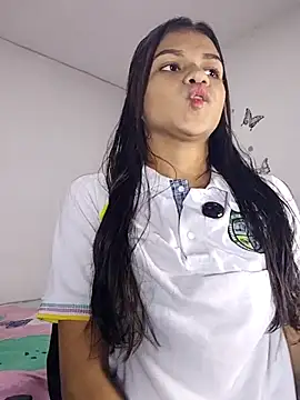 sophia ramirez12 online show from December 4, 2025, 9:12 pm