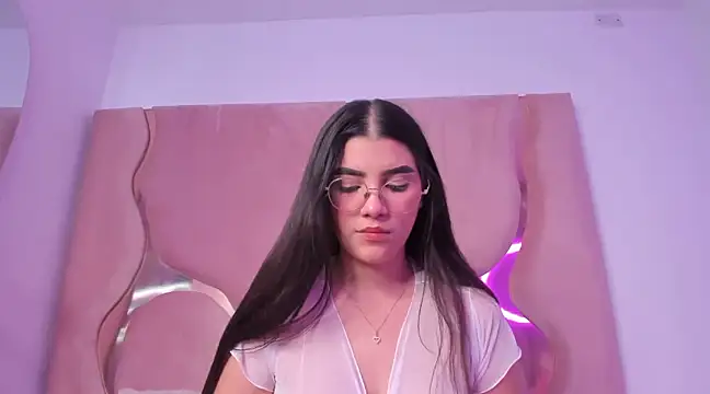 Julietahtx online show from March 19, 2025, 2:59 am